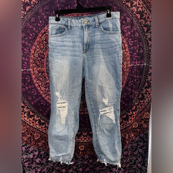 SO high-rise Straight Jeans #backtoschool - Picture 1 of 6